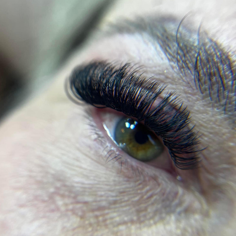 Eyelash extensions in Scottsdale with Sherene
